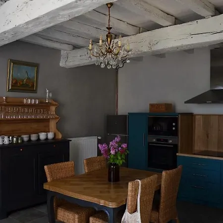Au Domaine Terre De Chenes Hébergement de vacances Saint-Paul-de-Baise