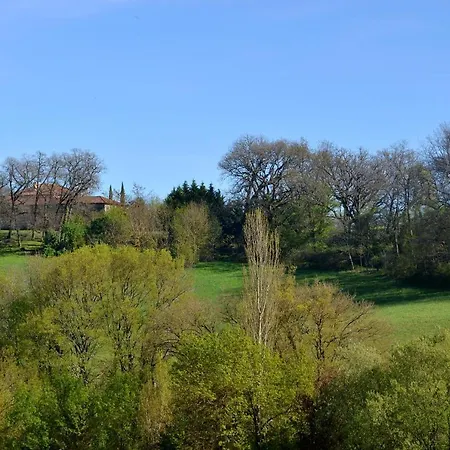 Au Domaine Terre De Chenes *