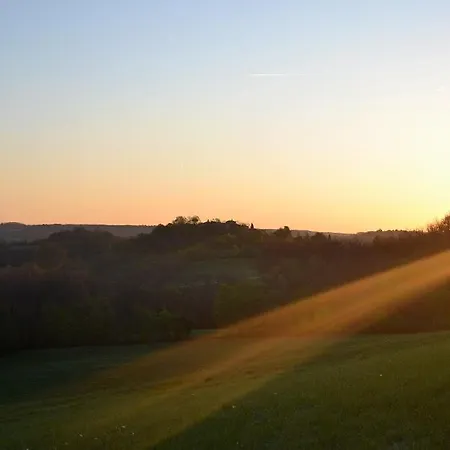 Hébergement de vacances Au Domaine Terre De Chenes Saint-Paul-de-Baise