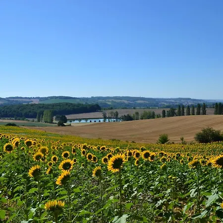 Au Domaine Terre De Chenes Hébergement de vacances Saint-Paul-de-Baise